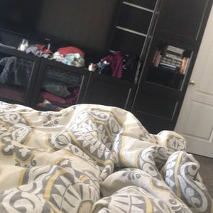 Meet your Posher, Petrina